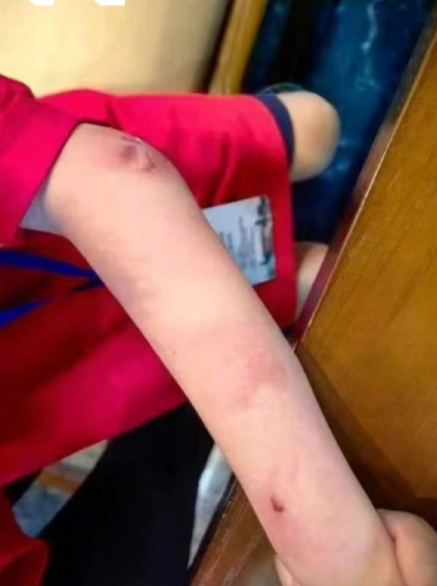 9岁围棋少年疑遭父亲家暴跳楼身亡,围棋协会回应 9岁围棋少年疑遭父亲家暴跳楼身亡,围棋协会回应