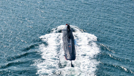 转存大图！潜艇训练硬核大片