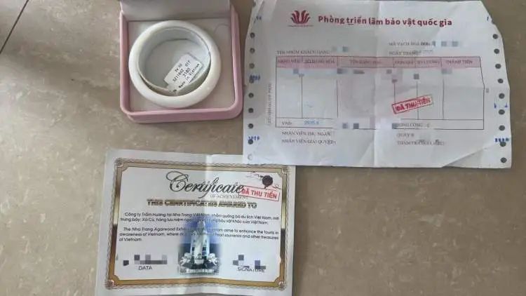 8天出国游仅1200元！上海女子被保险代理人忽悠跟团，回家打开手机一看…傻眼