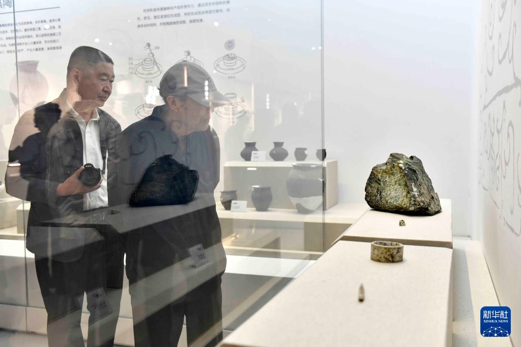 文化中国行|山东岚山:在尧王城遗址探寻龙山文化 文化中国行|山东岚山:在尧王城遗址探寻龙山文化