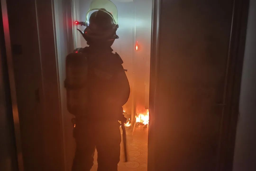 “霸总”着火了!今晚快检查你家卫生间 “霸总”着火了!今晚快检查你家卫生间