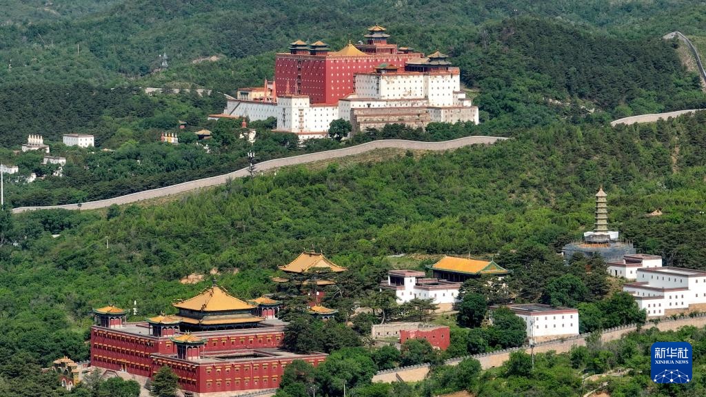 文化中国行丨承德避暑山庄及其周围寺庙:古建瑰宝焕发时代新韵 文化中国行丨承德避暑山庄及其周围寺庙:古建瑰宝焕发时代新韵
