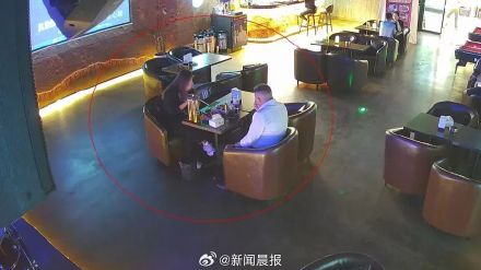 让老婆跟别人网恋5天骗10万其中一人还处于哺乳期，群名：海鲜批发群