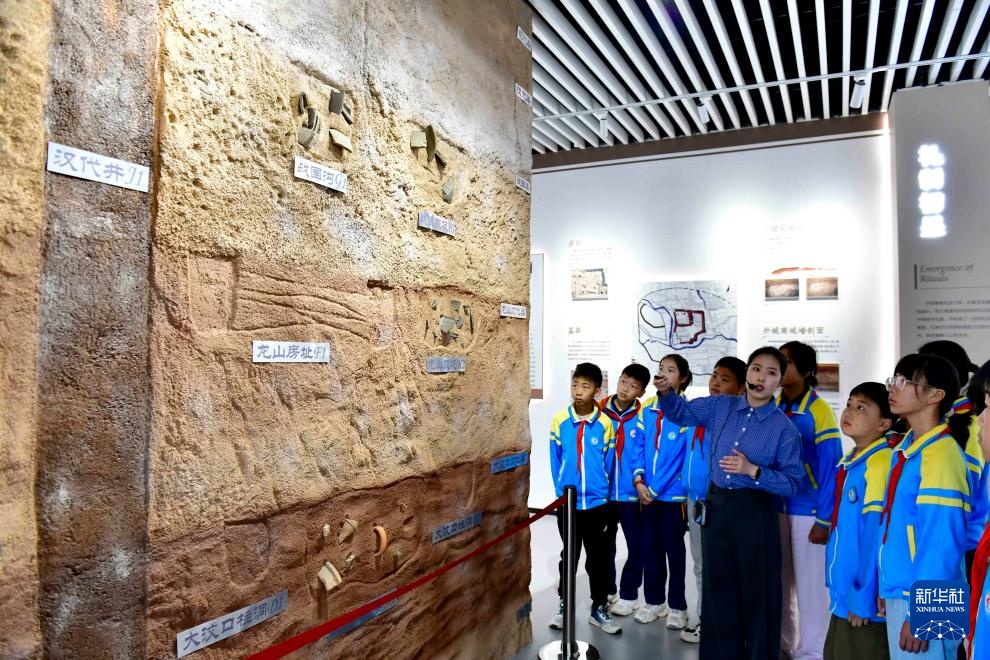 文化中国行|山东岚山:在尧王城遗址探寻龙山文化 文化中国行|山东岚山:在尧王城遗址探寻龙山文化