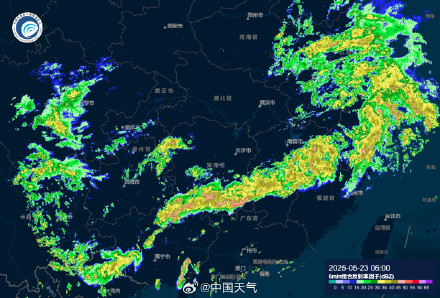 暴雨落区重合！南方多地需警惕暴雨致灾