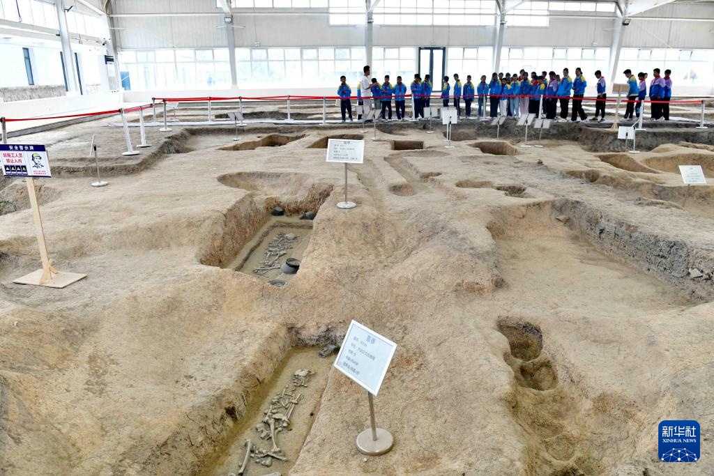 文化中国行|山东岚山:在尧王城遗址探寻龙山文化 文化中国行|山东岚山:在尧王城遗址探寻龙山文化