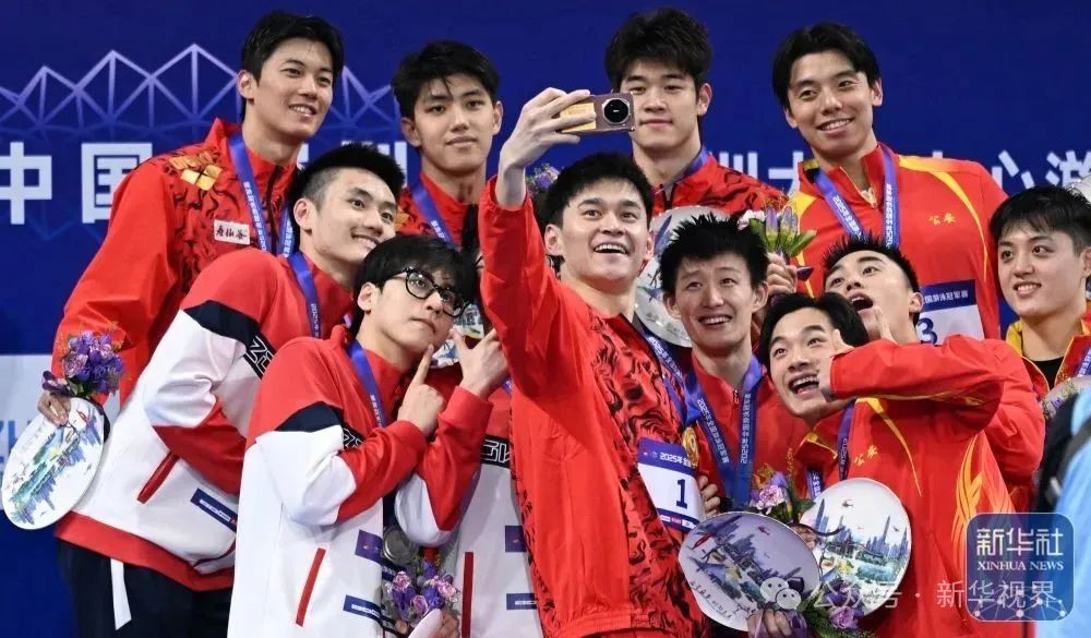 赛后久久不离去，孙杨发声