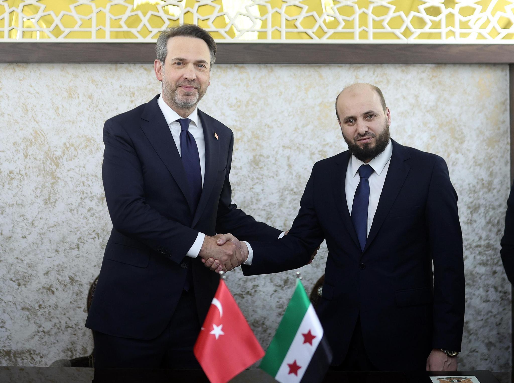 土耳其宣布将向叙利亚供应大量电力和天然气