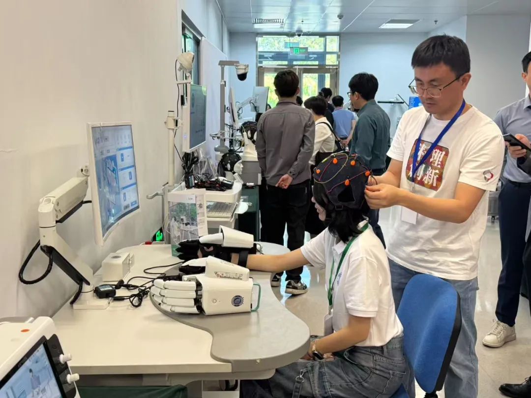 800多人预约评估，目前1人“通关”！医生：筛选条件近乎苛刻