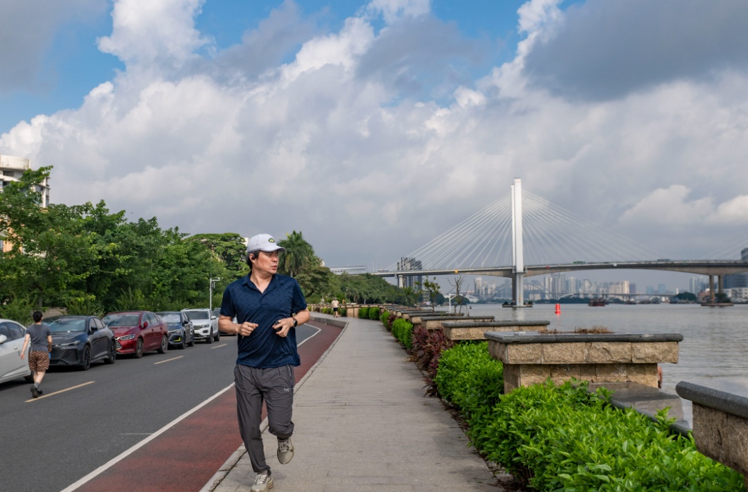 “全面关闭”,广州一景区发布闭园公告,广东今起开启新一轮强降水过程 “全面关闭”,广州一景区发布闭园公告,广东今起开启新一轮强降水过程