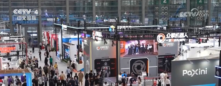 “AI终端展+文博会”双展联动双向赋能 开辟文化“出海”新路径 “AI终端展+文博会”双展联动双向赋能 开辟文化“出海”新路径