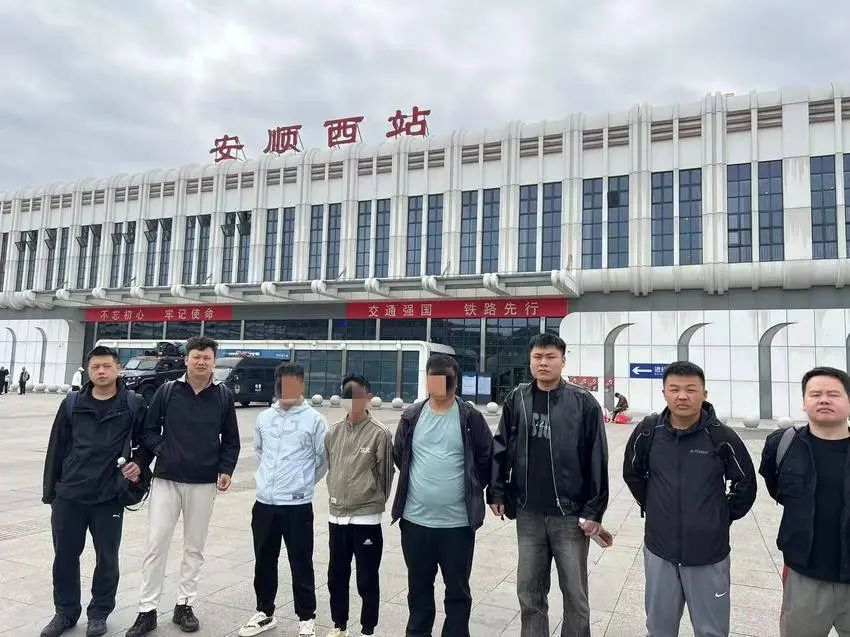 29人落网!武汉警方端掉 “祖传药酒” 诈骗团伙 29人落网!武汉警方端掉 “祖传药酒” 诈骗团伙