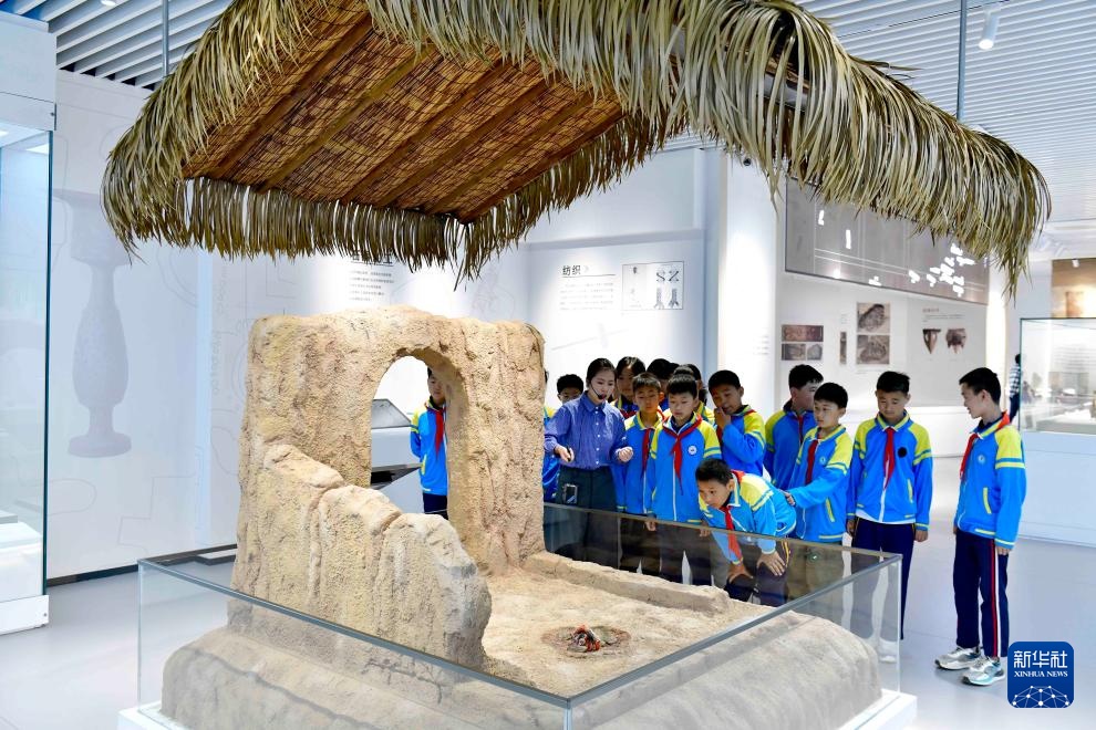 文化中国行|山东岚山:在尧王城遗址探寻龙山文化 文化中国行|山东岚山:在尧王城遗址探寻龙山文化