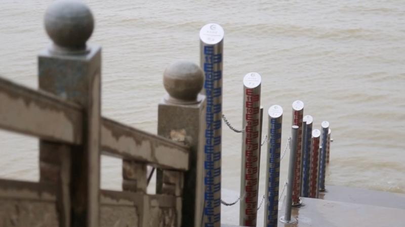 江西九江：鄱阳湖水位今年首次突破12米枯水线