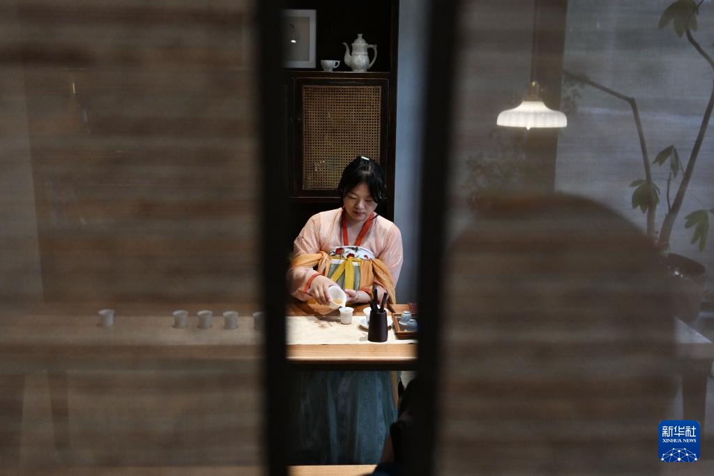 山东日照:绿水青山飘茶香 山东日照:绿水青山飘茶香