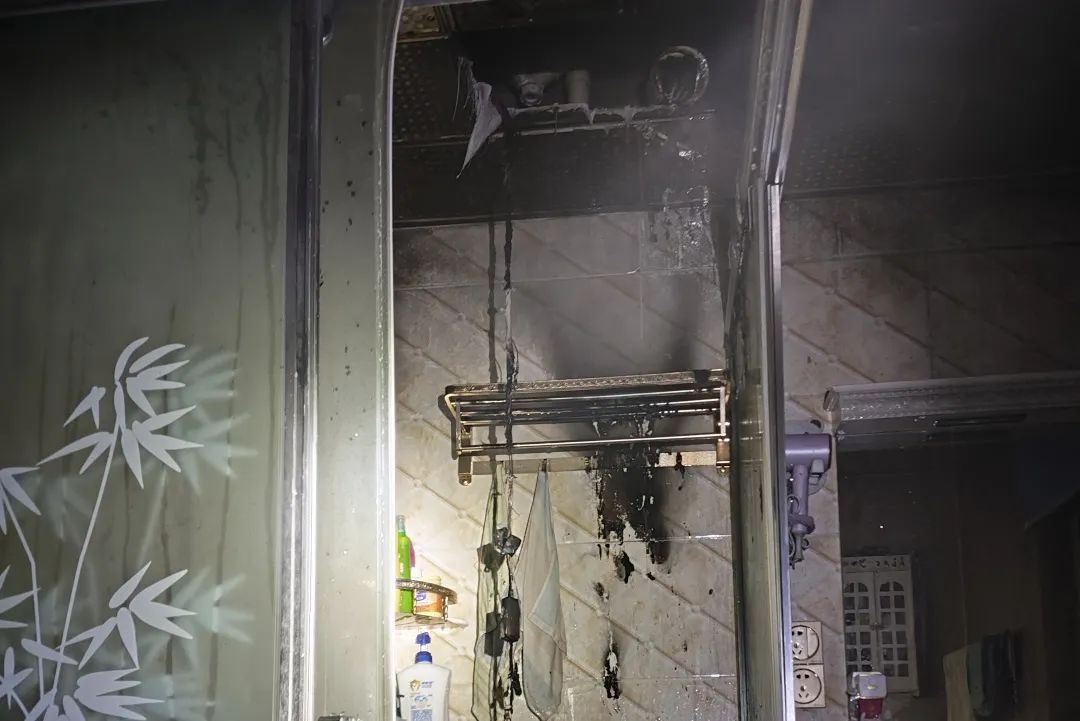 “霸总”着火了!今晚快检查你家卫生间 “霸总”着火了!今晚快检查你家卫生间