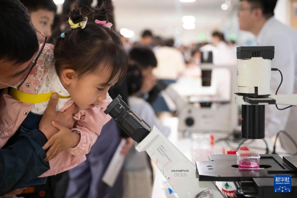 “农科开放日” 感受兽医科技