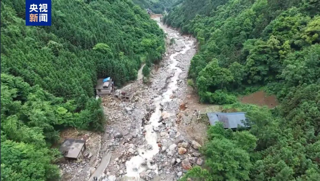 痛心!广西龙胜山洪已致4人遇难 痛心!广西龙胜山洪已致4人遇难
