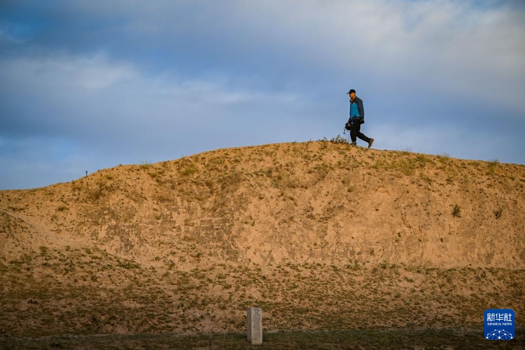 文化中国行·守宝人丨“追”长城的人
