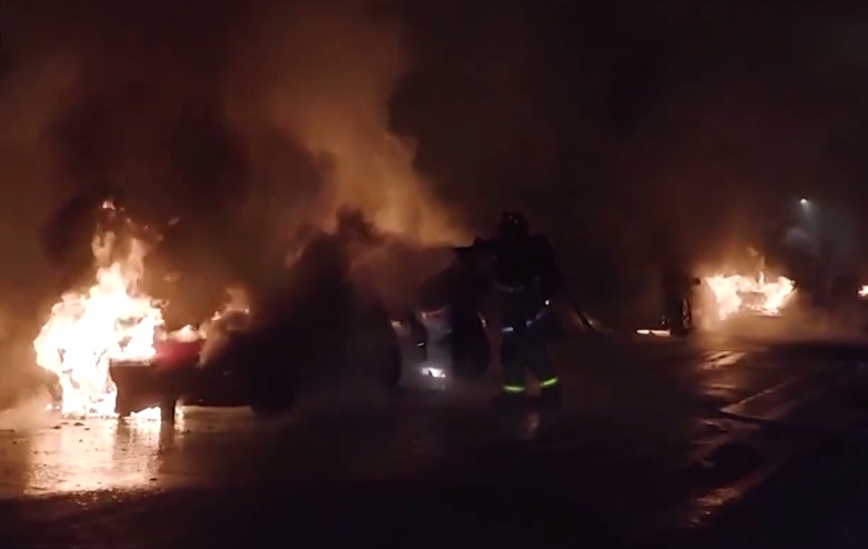 美国一飞机突发坠机,全部遇难! 美国一飞机突发坠机,全部遇难!