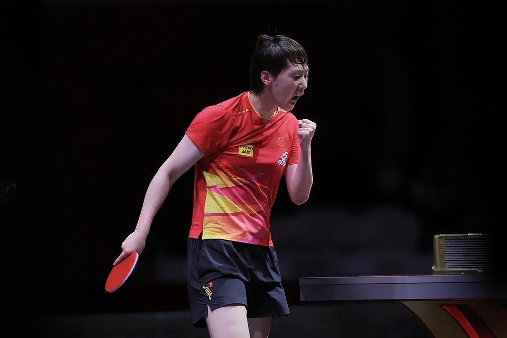 3:0后,时隔两月又打出4:0!王曼昱回应打哭张本美和 3:0后,时隔两月又打出4:0!王曼昱回应打哭张本美和