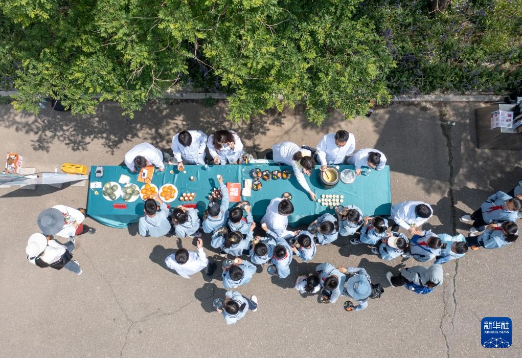 呼和浩特:多彩活动助力草原科普 呼和浩特:多彩活动助力草原科普