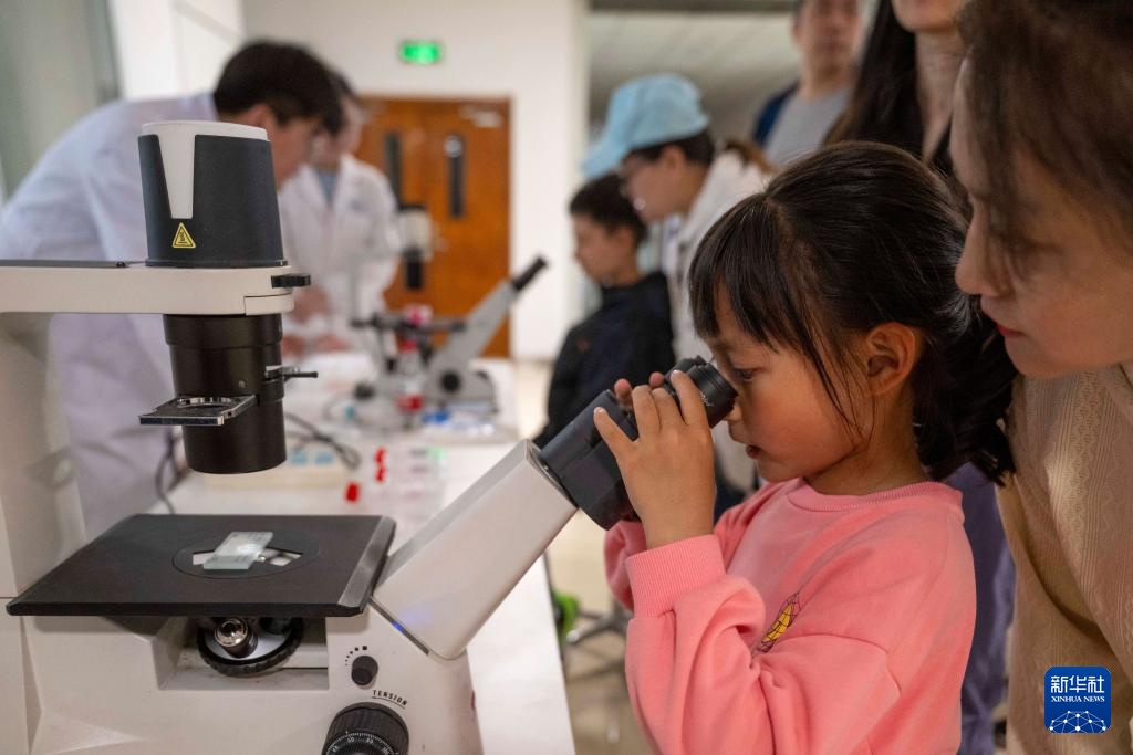 “农科开放日” 感受兽医科技