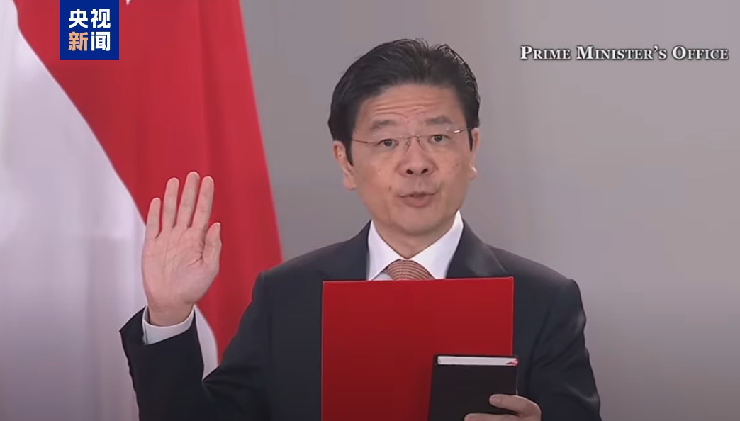 新加坡总理黄循财率新一届内阁宣誓就职 新加坡总理黄循财率新一届内阁宣誓就职