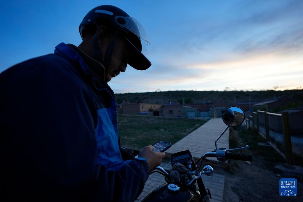 文化中国行·守宝人丨“追”长城的人