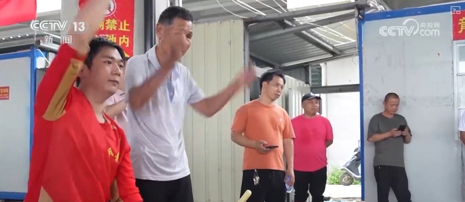 迎端午，氛围感拉满！“织”粽子“编”艾叶 文化传承活在当下、留在生活里