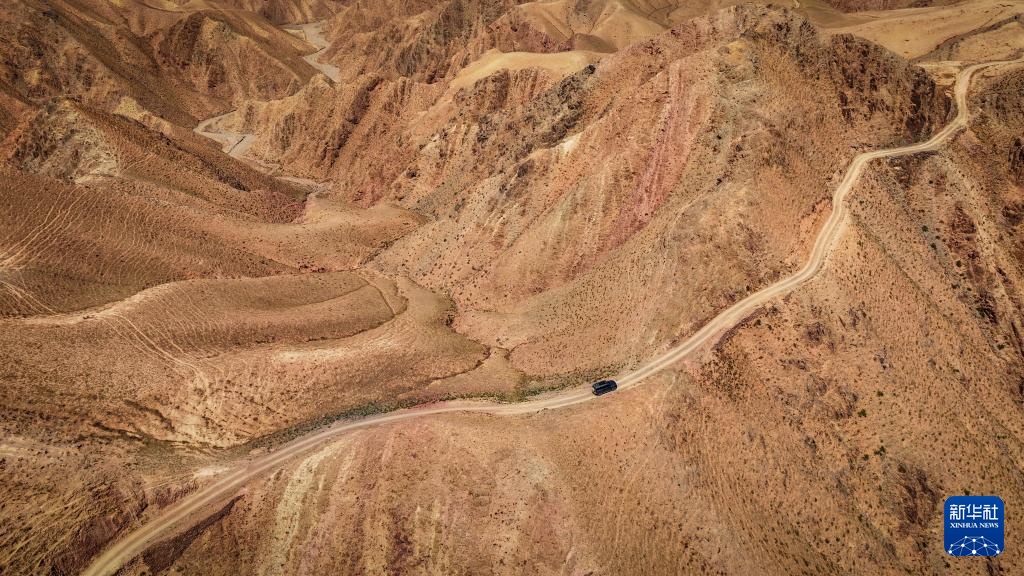 文化中国行·守宝人丨“追”长城的人