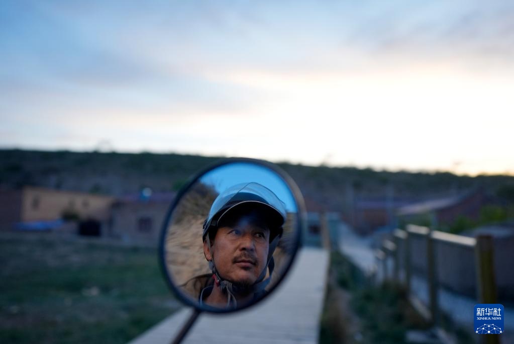 文化中国行·守宝人丨“追”长城的人