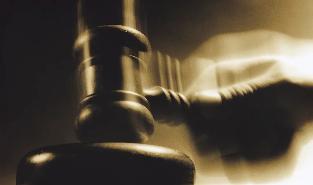 女主播拒绝“擦边”被索赔10万元,法院判了! 女主播拒绝“擦边”被索赔10万元,法院判了!