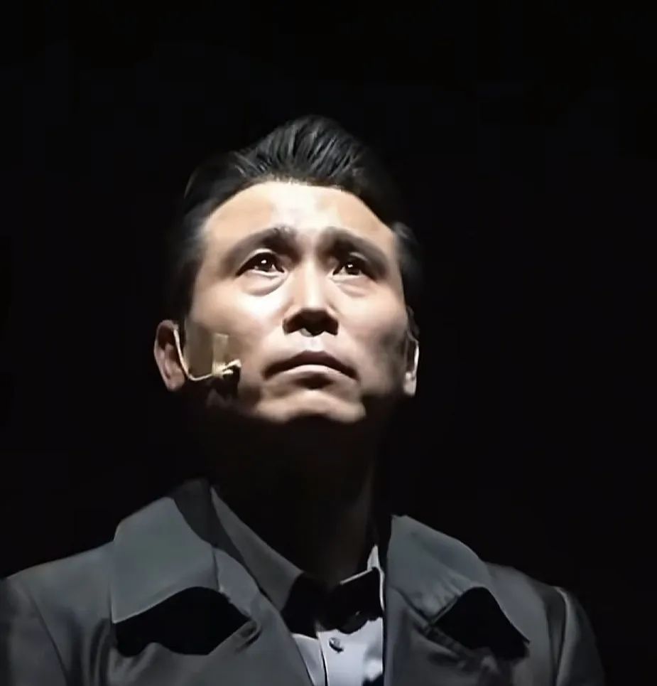 李乃文演出后含泪悼念朱媛媛：今天是第7天，媛媛走好！