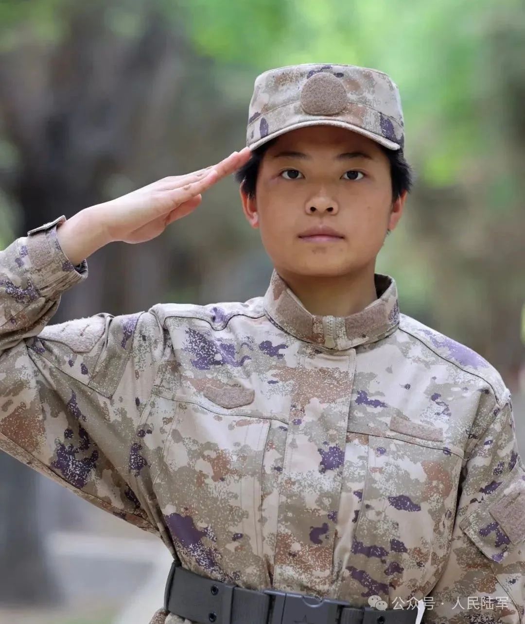 女兵入伍前vs入伍后,这组对比照太飒了! 女兵入伍前vs入伍后,这组对比照太飒了!