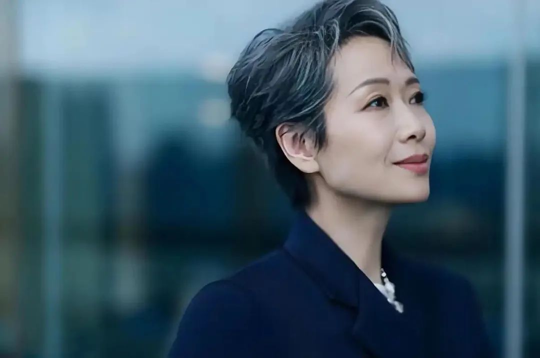 演员叶童突然宣布:将划上句号! 演员叶童突然宣布:将划上句号!