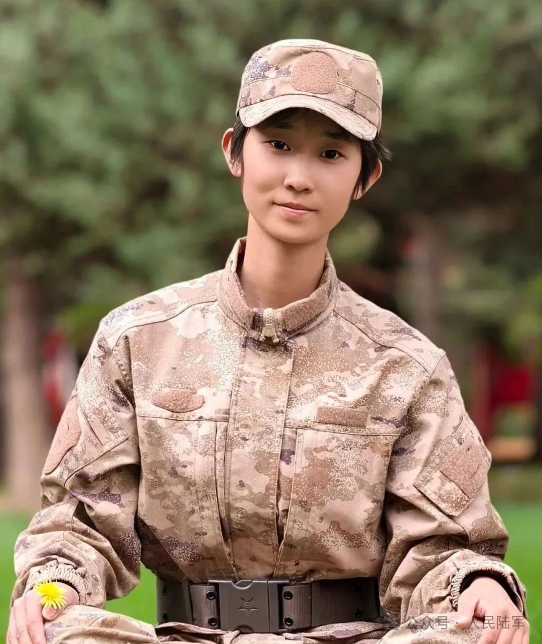 女兵入伍前vs入伍后,这组对比照太飒了! 女兵入伍前vs入伍后,这组对比照太飒了!