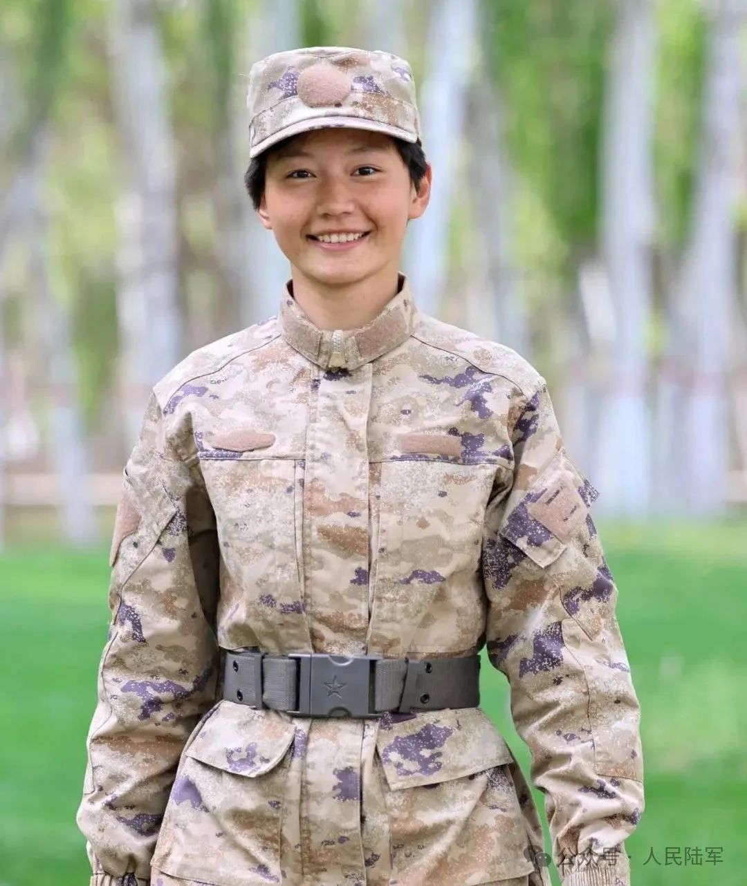 女兵入伍前vs入伍后,这组对比照太飒了! 女兵入伍前vs入伍后,这组对比照太飒了!