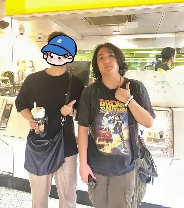 吴镇宇16岁儿子吴费曼因变化太大登上热搜