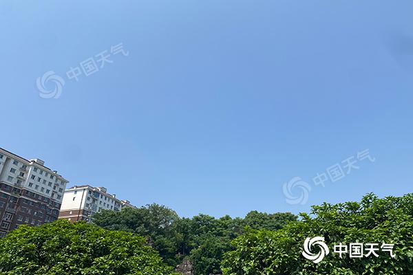 湖南今天晴到多云为主 明起降雨发展中部南部局地有大暴雨 湖南今天晴到多云为主 明起降雨发展中部南部局地有大暴雨