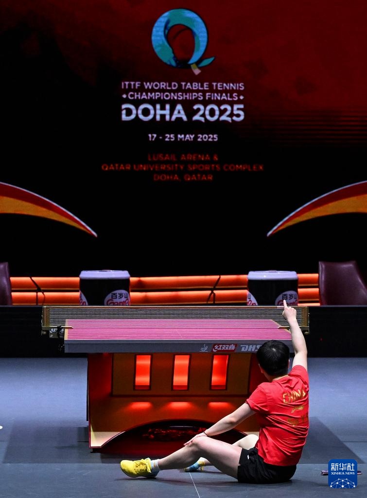 世乒赛：孙颖莎夺得女单冠军