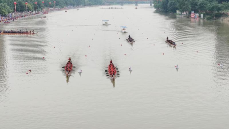 江西宜春:秀江竞渡热潮涌 龙舟破浪展雄风 江西宜春:秀江竞渡热潮涌 龙舟破浪展雄风