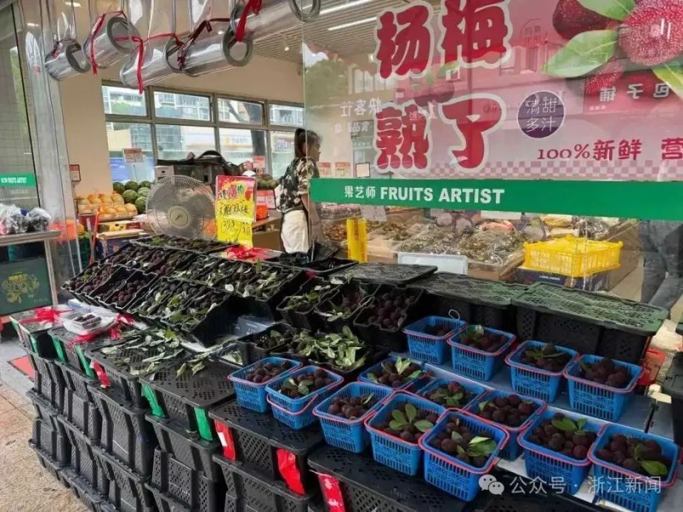 价格大幅下降!榴莲大量上市,预计还要降 价格大幅下降!榴莲大量上市,预计还要降