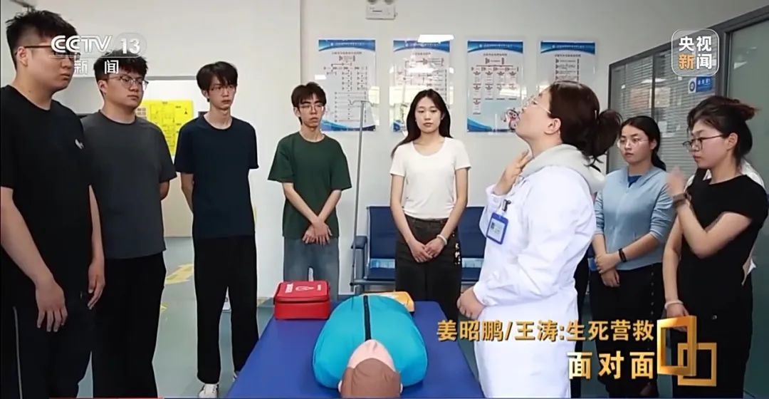 专访“弃考救同学”的姜昭鹏、网约车司机王涛
