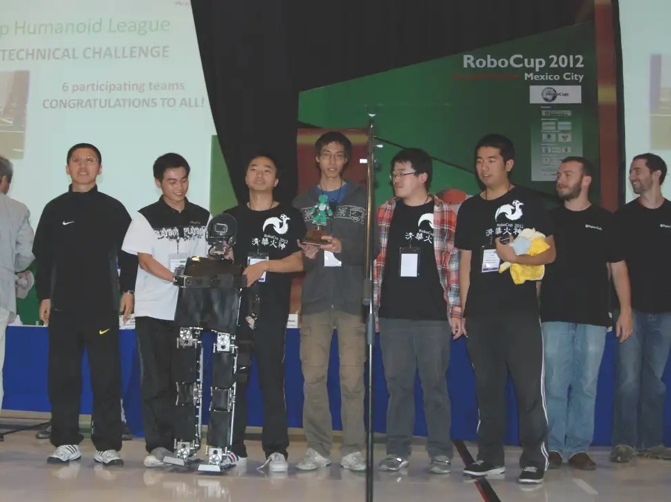 9:0!“清华火神队”夺冠了 9:0!“清华火神队”夺冠了