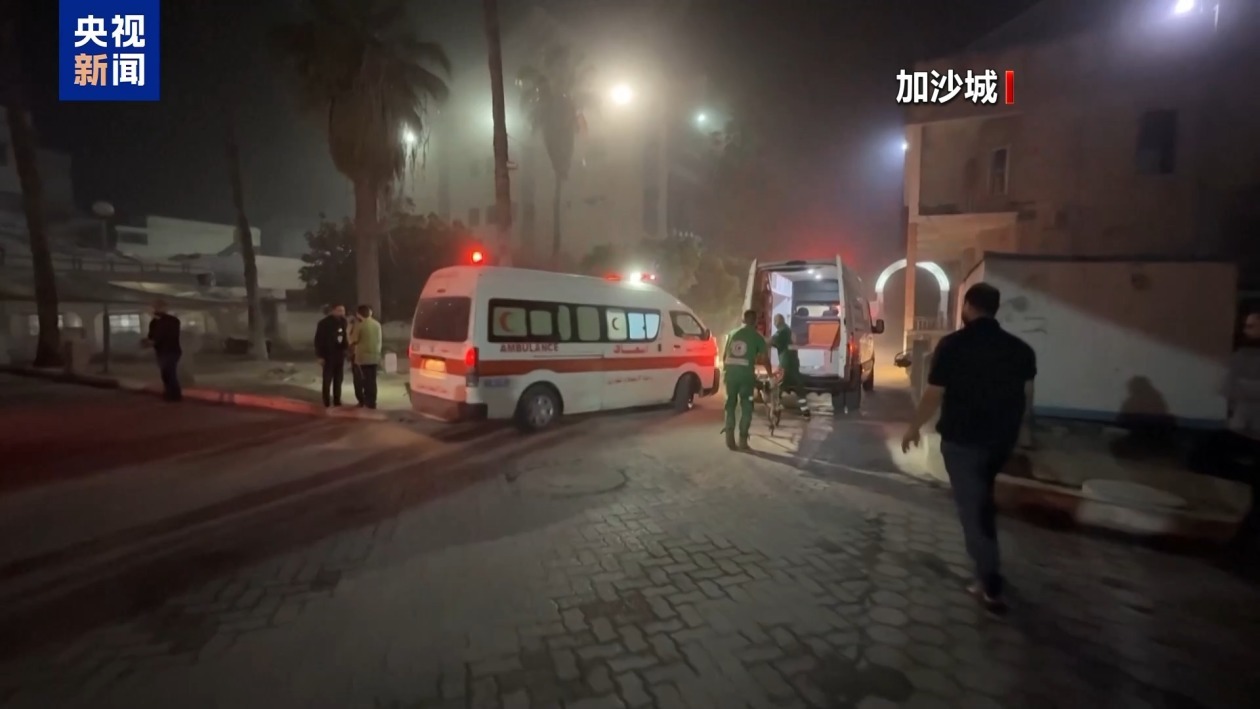 以军空袭收容避难者学校致36死 包括多名儿童 现场惨烈 以军空袭收容避难者学校致36死 包括多名儿童 现场惨烈