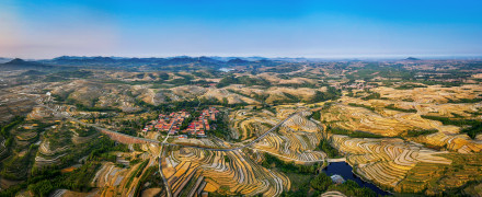 好看!山东五莲梯田美景宛如画卷 好看!山东五莲梯田美景宛如画卷