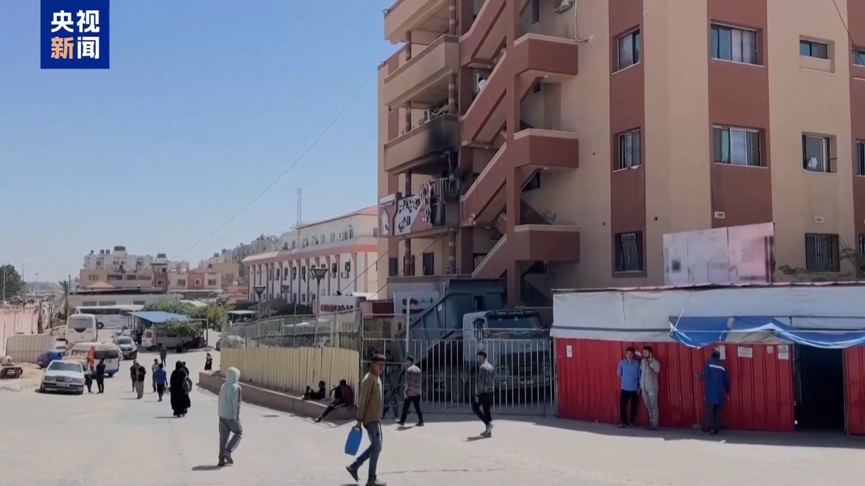 “儿女在自己怀里死去” 加沙医生一家遭以军空袭 9名子女遇难 “儿女在自己怀里死去” 加沙医生一家遭以军空袭 9名子女遇难