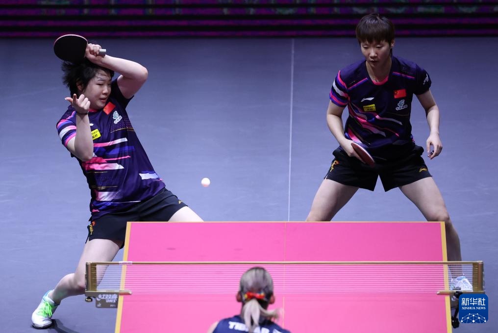 世乒赛:王曼昱/蒯曼夺得女双冠军 世乒赛:王曼昱/蒯曼夺得女双冠军