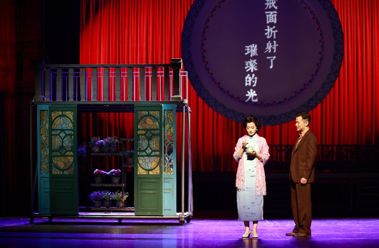 国家话剧院上演新剧《燕食记》 国家话剧院上演新剧《燕食记》